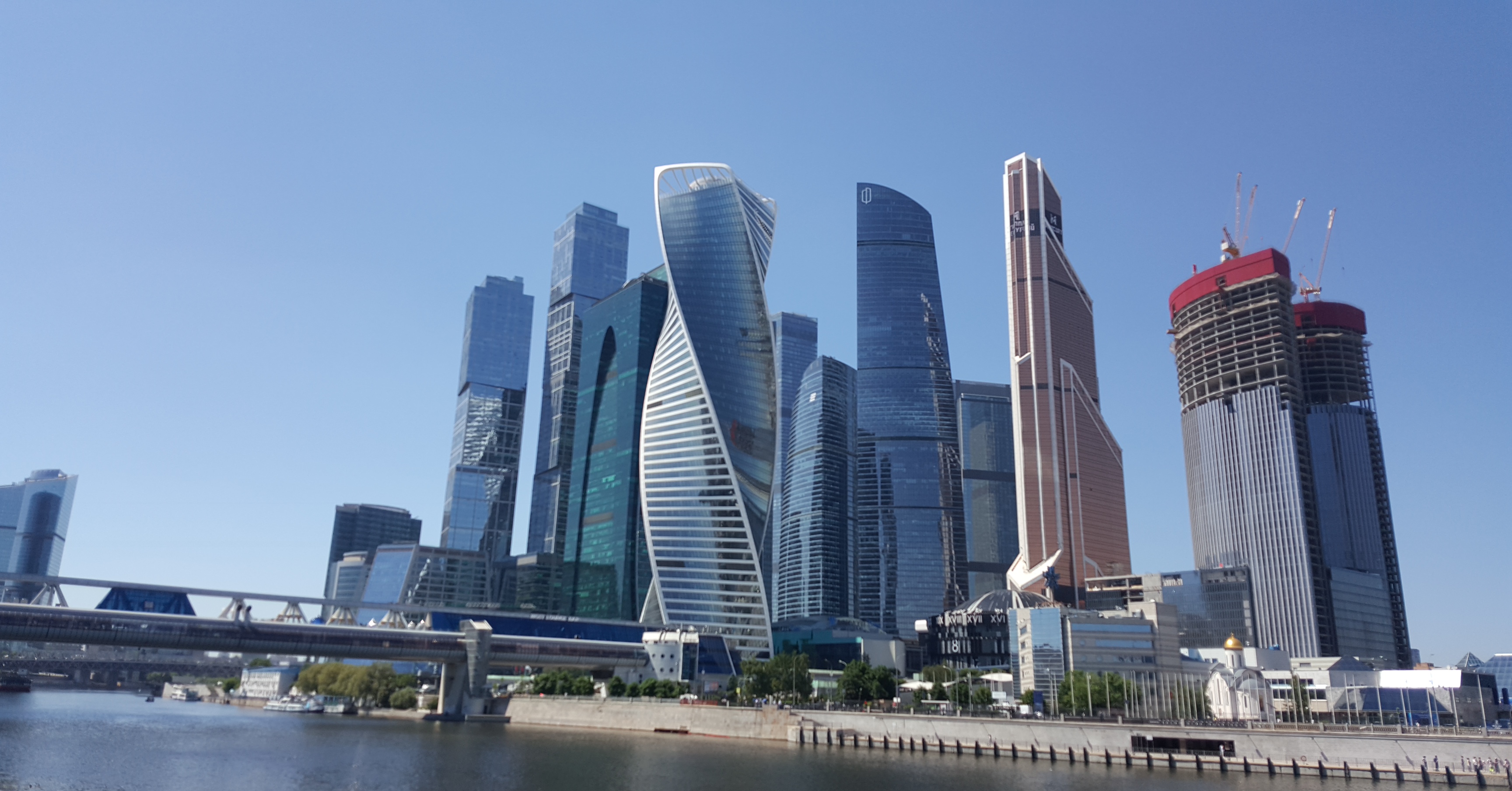 Интерес столичных инвесторов в 2021 году почти в равной доле пришелся на жилые и торгово-административные объекты