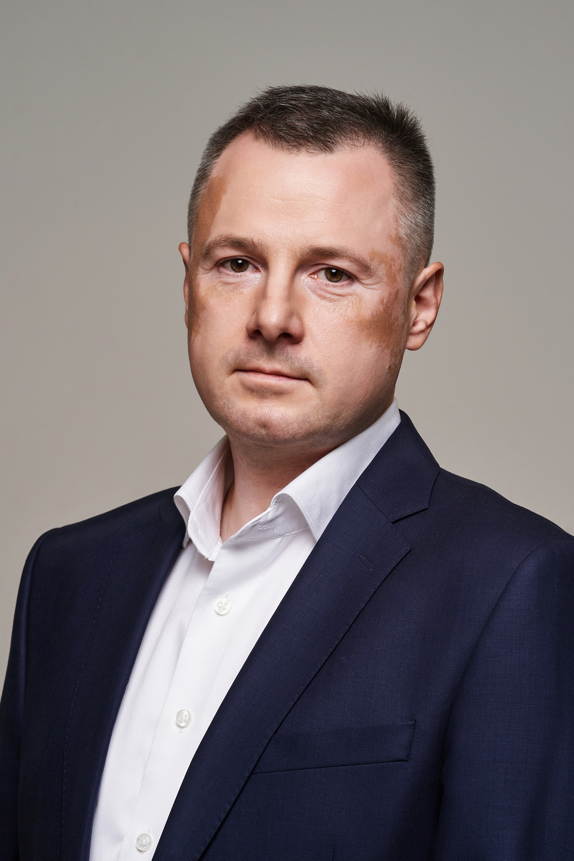 Александр Шнурко, мебельное производство  Monze: Каждый второй собственник и арендатор офиса заказывает кастомизированную мебель