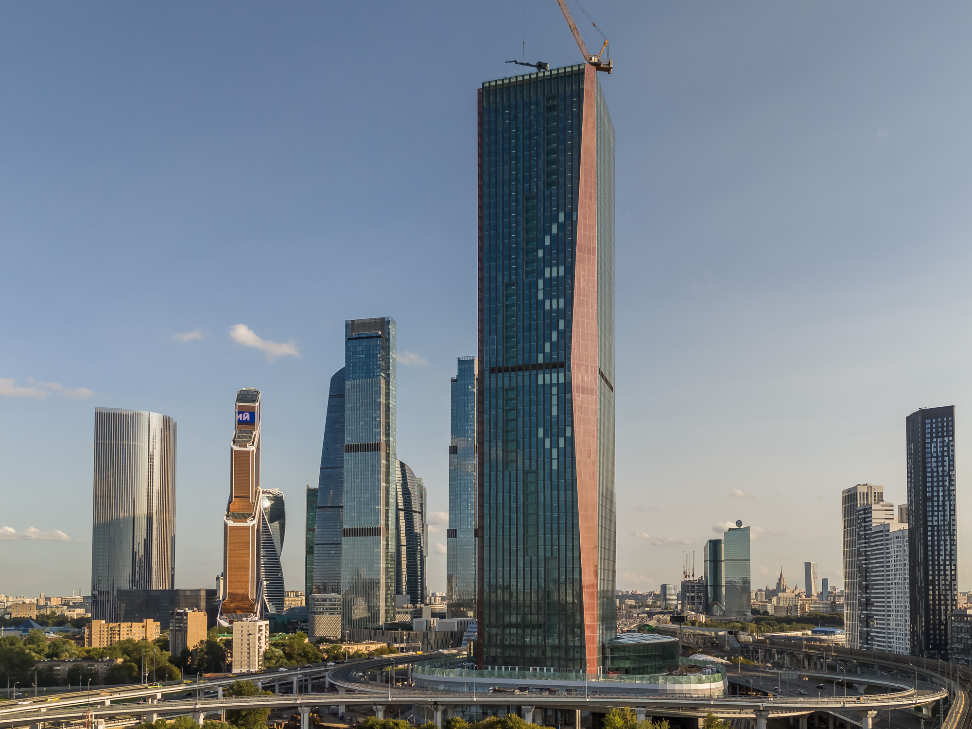 Новые сценарии для инвесторов: что изменилось на рынке офисов