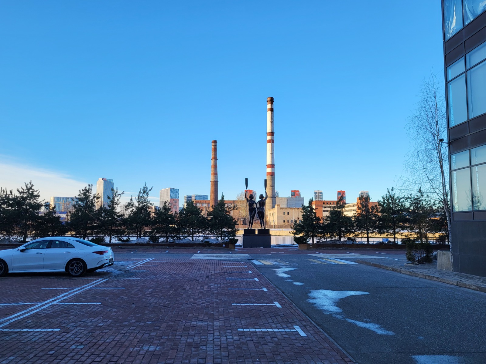 Более 8,9 тысячи парковочных мест реализовано на городских торгах в 2024 году
