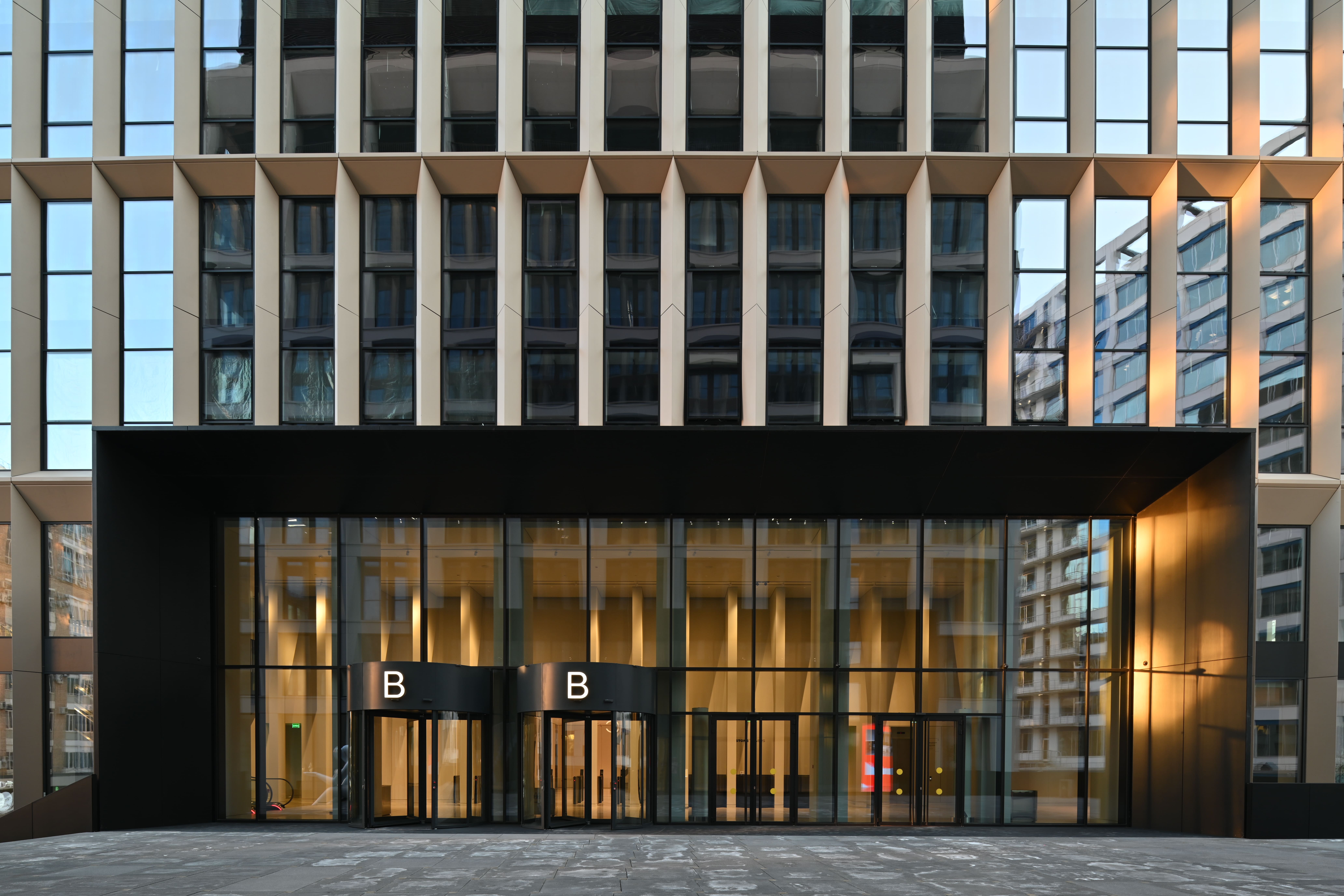 УК STONE Office внедрила единую цифровую среду в STONE Towers
