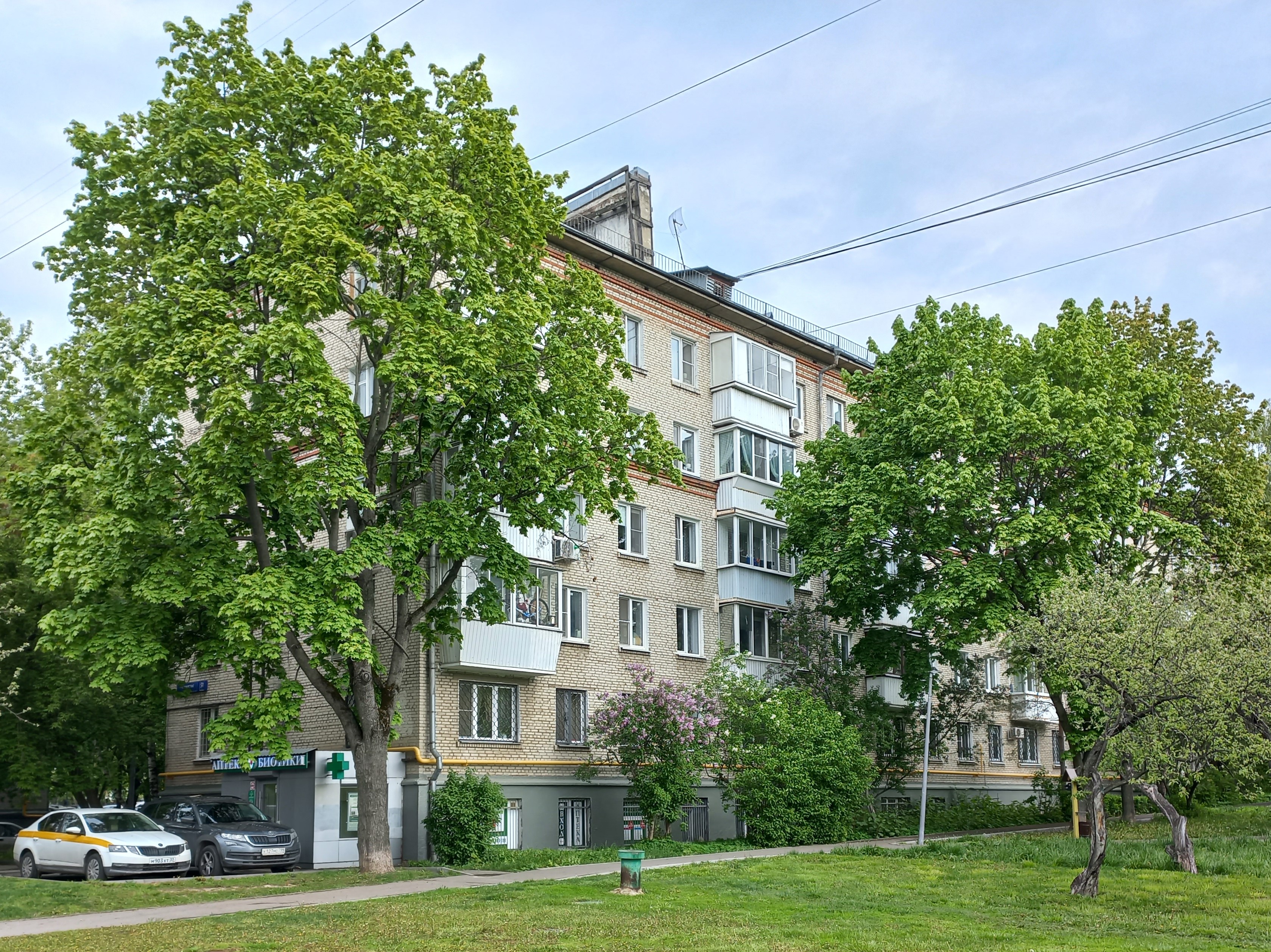 Четыре коммерческих помещения в ЮАО доступны на городских торгах