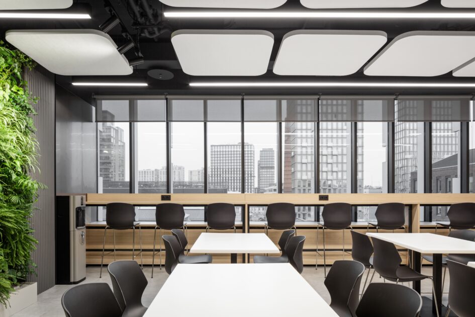 AMMG Architects и CreConstruction