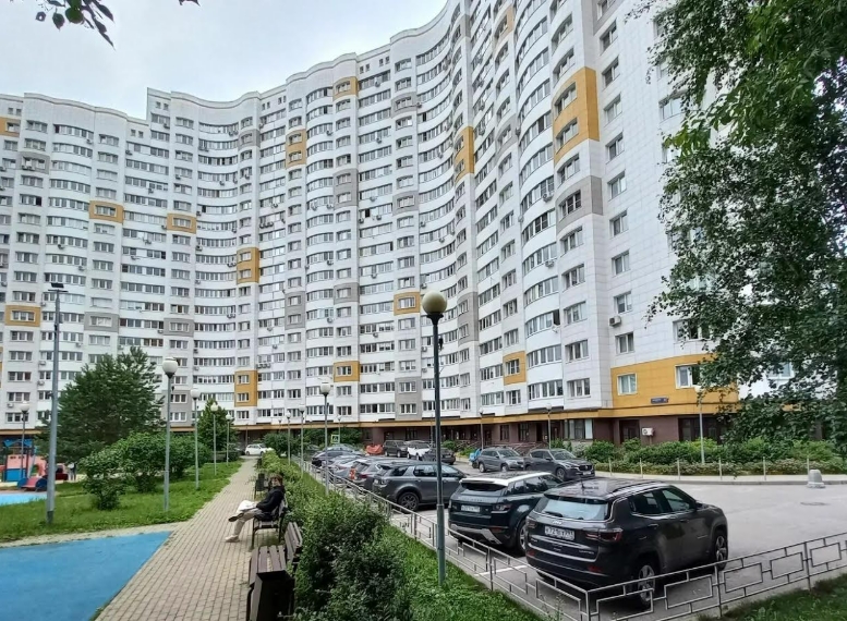 Три коммерческих помещения на улице Бутлерова выставили на торги